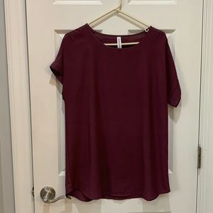 Zenana Outfitters short sleeve blouse, S